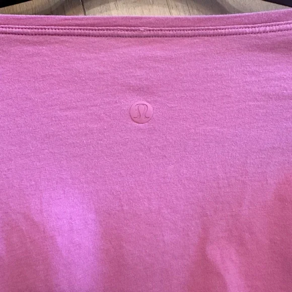 lululemon athletica  Long Sleeve Top - Picture 3 of 3